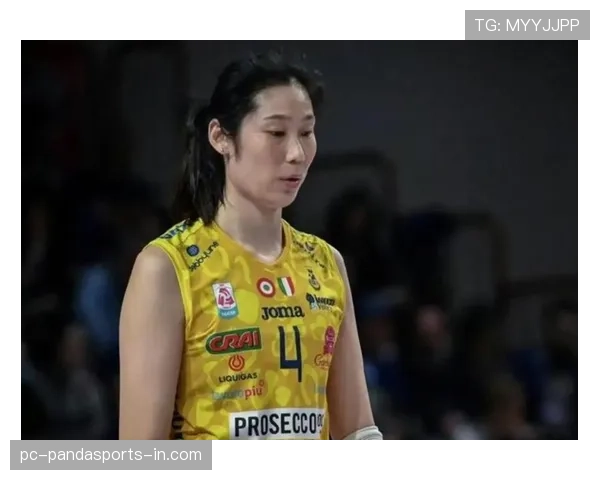 朱婷赛后直接去逛奢侈品店？这状态和球场判若两人！