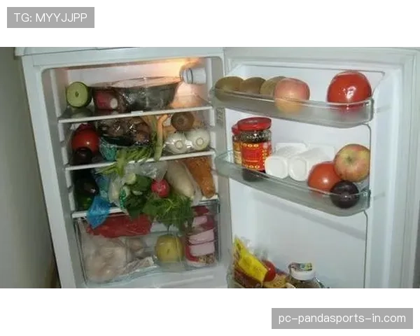 莫德里奇家冰箱里只有鸡胸肉和水，这人是拿自己当机器人养的？