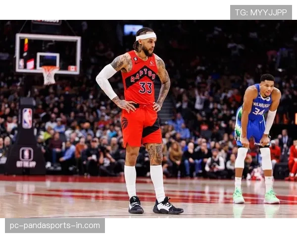 加里·特伦特利用无球跑动提升三分命中率明显优于队友岭泰尔